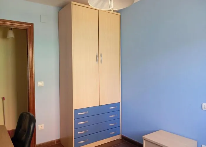 Familiar Bajo Con Jardin En Apartment *